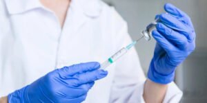 Read more about the article SP começa a aplicar 4ª dose da vacina contra covid em abril